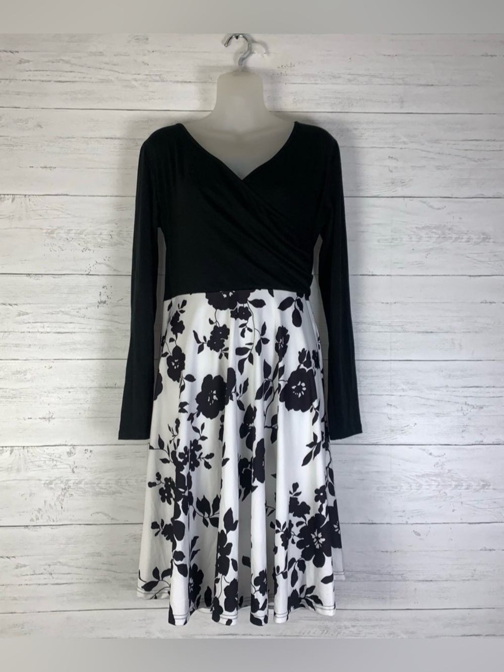 Missky black & white floral dress faux wrap size L